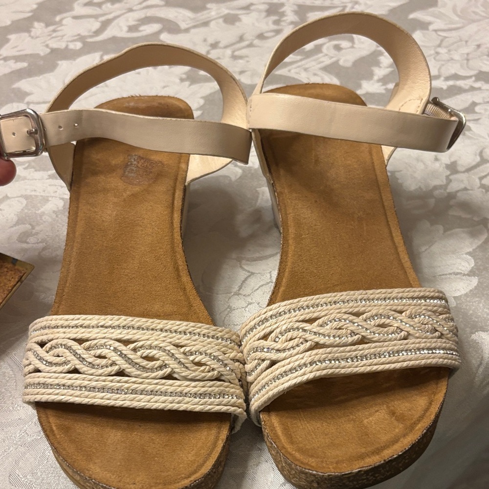 Andiamo Women's Cream Braided Strap Sandals